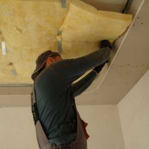 Каква е изолацията на тавана и как да направите свои собствени ръце?