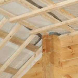 Как да се изолират покрива на дървена къща
