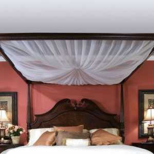 Легло с балдахин - романтика и комфорт на вашата спалня