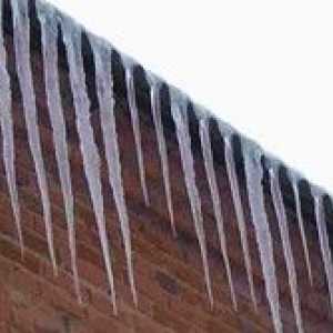 Противообледенителна обработка система ще премахне ледени висулки от покрива